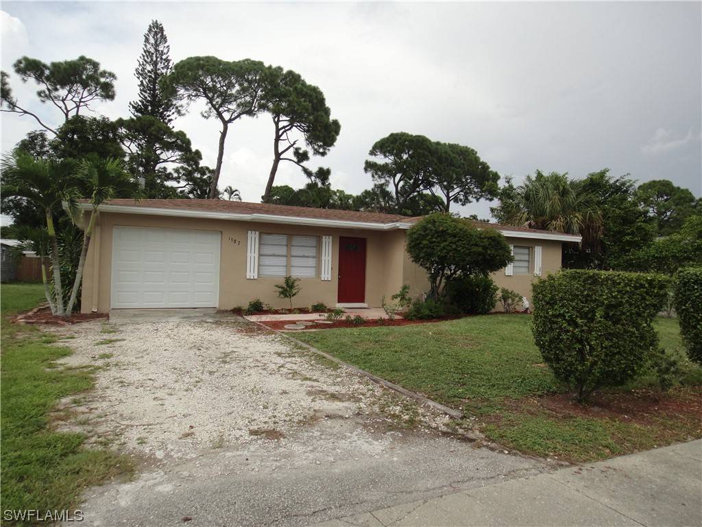 Naples, FL 34102,1387 13th AVE N