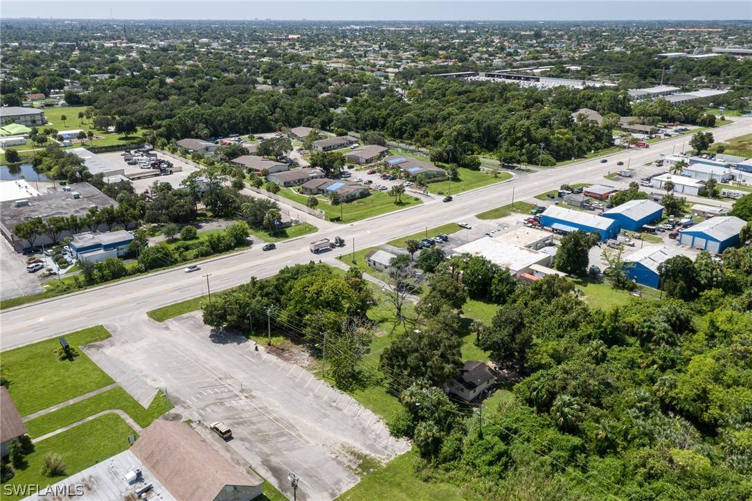 North Fort Myers, FL 33903,950 Pondella RD