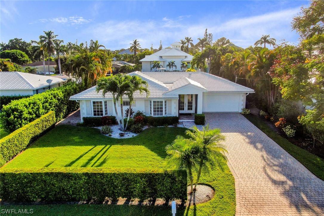 Naples, FL 34102,1565 Mullet LN