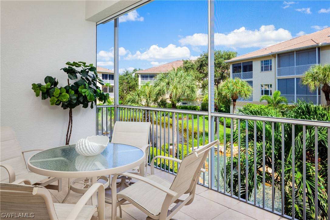 Naples, FL 34108,831 Sailaway LN #102