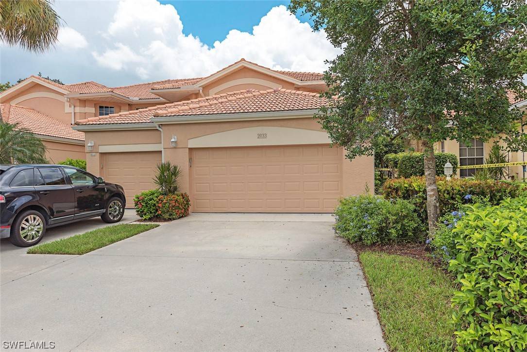 Naples, FL 34119,2033 Crestview WAY #101