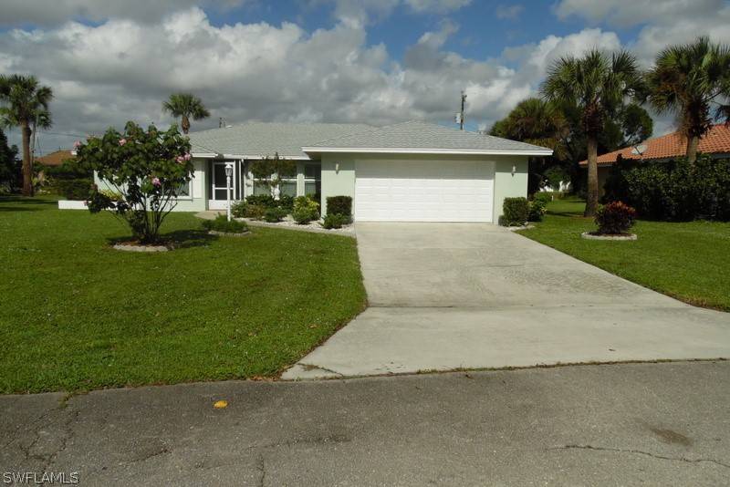 Lehigh Acres, FL 33936,313 Malabar ST