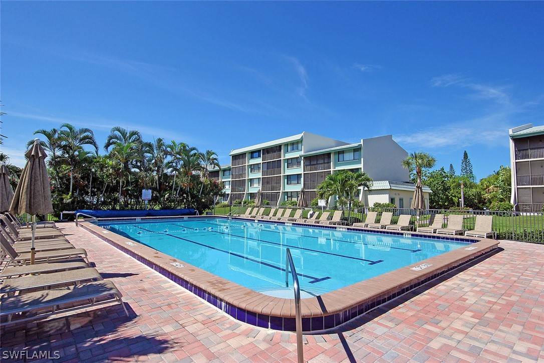 Sanibel, FL 33957,979 E Gulf DR #261