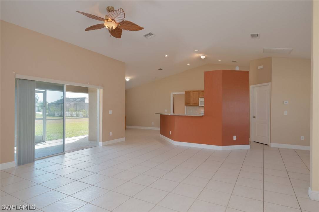 Lehigh Acres, FL 33936,1514 Crestwood CIR W