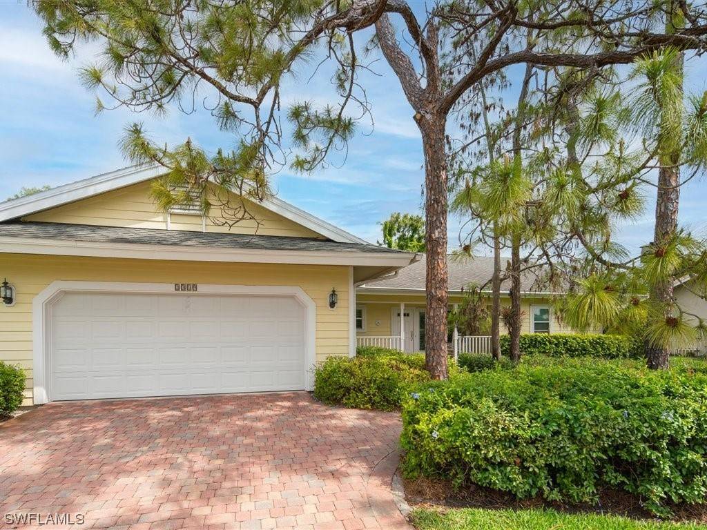 Naples, FL 34112,2319 Queens WAY