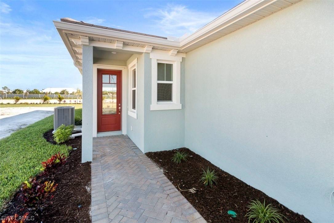 Fort Myers, FL 33966,6561 GOOD LIFE ST