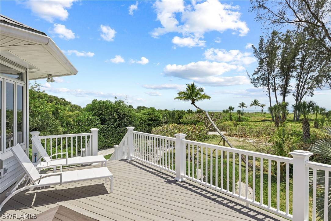 Sanibel, FL 33957,4949 Joewood DR