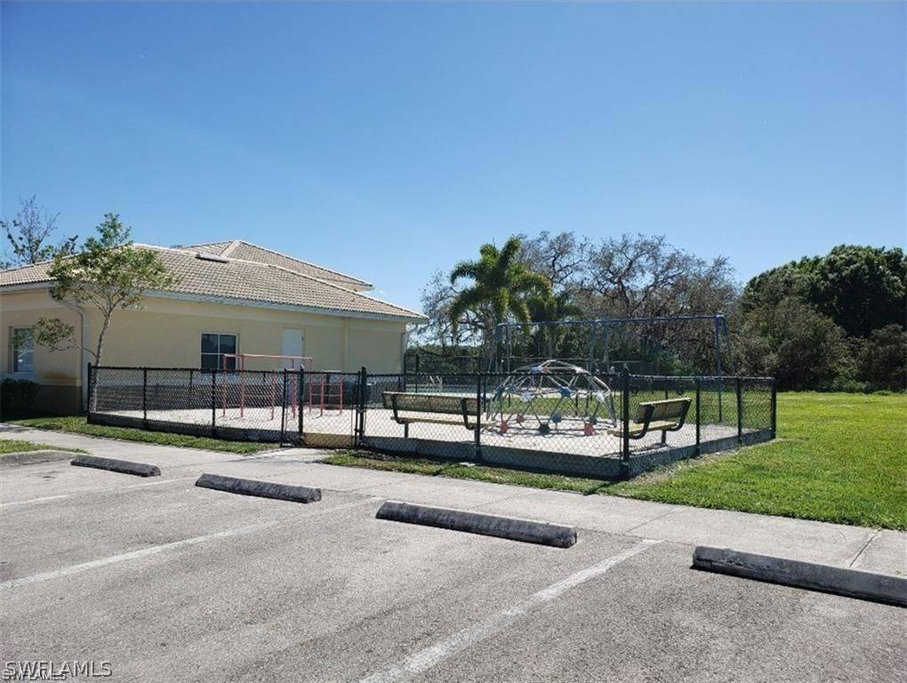 Immokalee, FL 34142,1466 Bush ST W