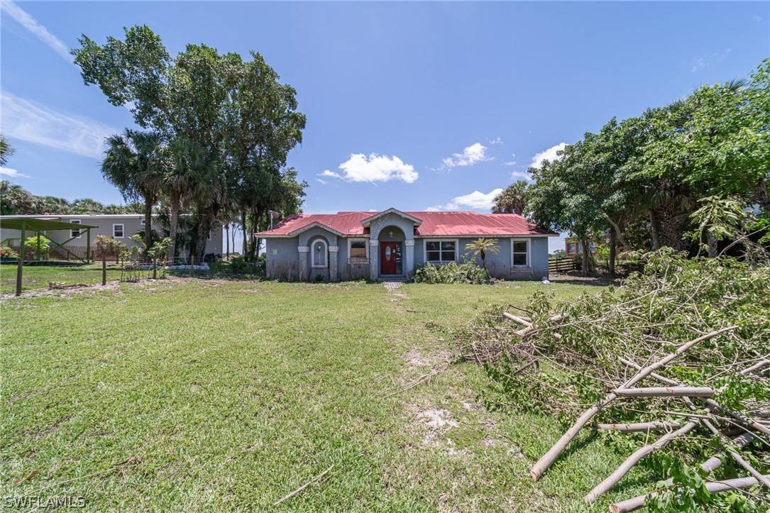 Fort Denaud, FL 33935,4125 County Rd 78