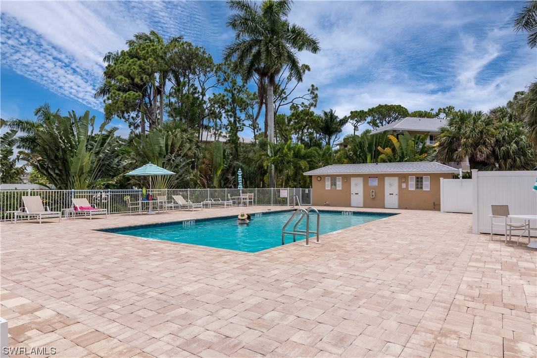 Naples, FL 34112,3012 Sandpiper Bay CIR #D102