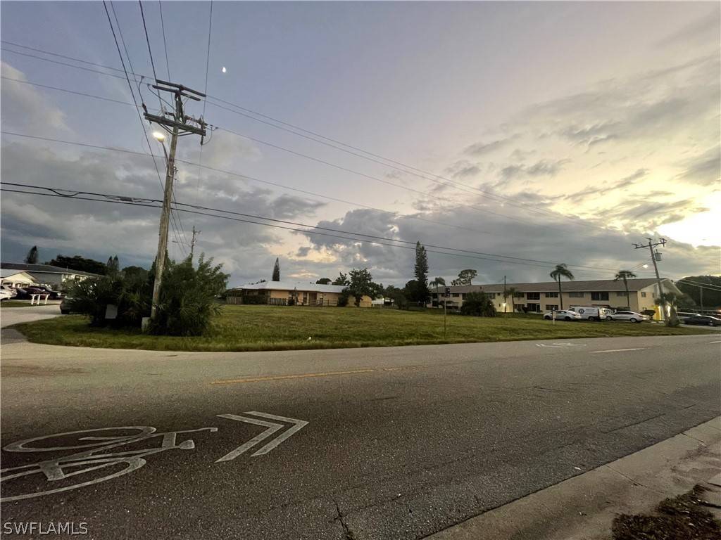 Cape Coral, FL 33904,4902 Viceroy ST