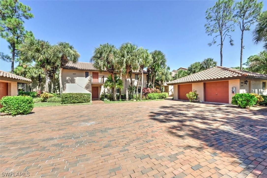 Naples, FL 34105,3243 Horse Carriage WAY #4
