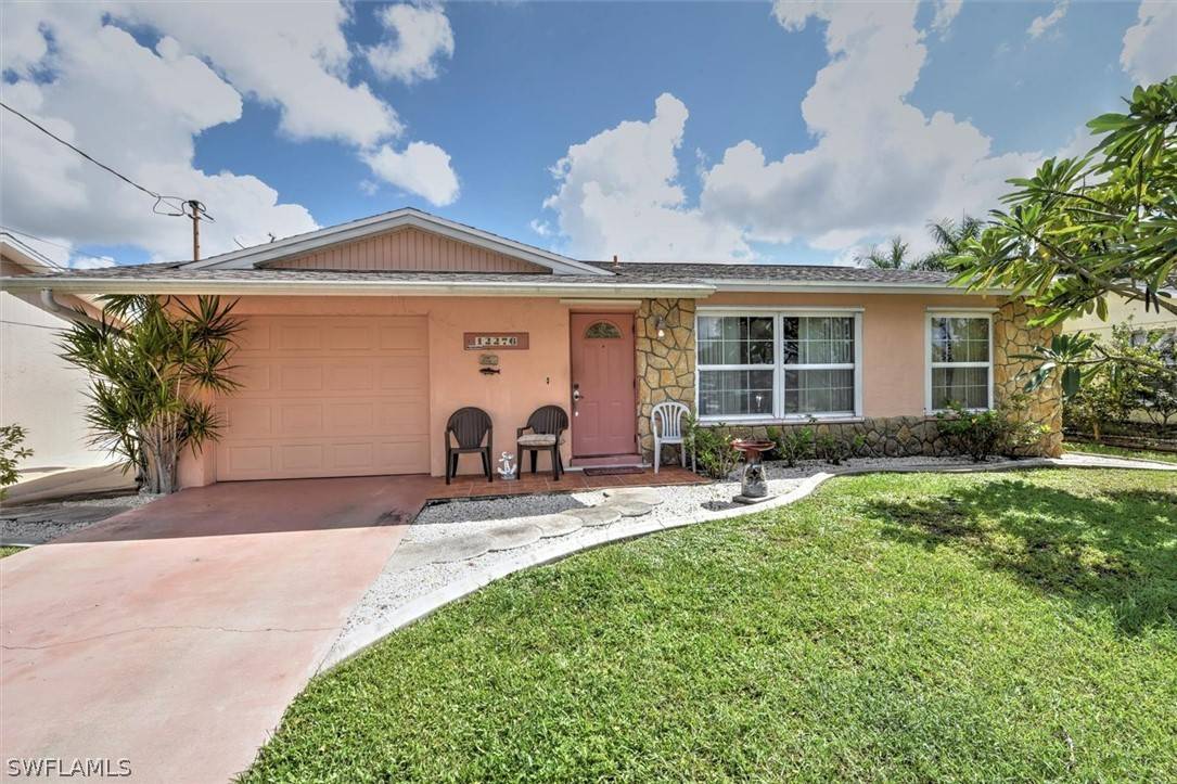 Matlacha Isles, FL 33991,12276 Boat Shell DR