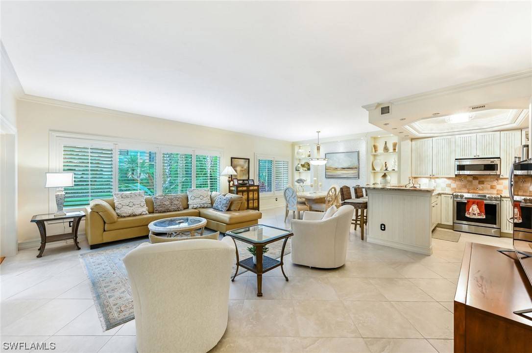 Naples, FL 34108,6820 Pelican Bay BLVD #112