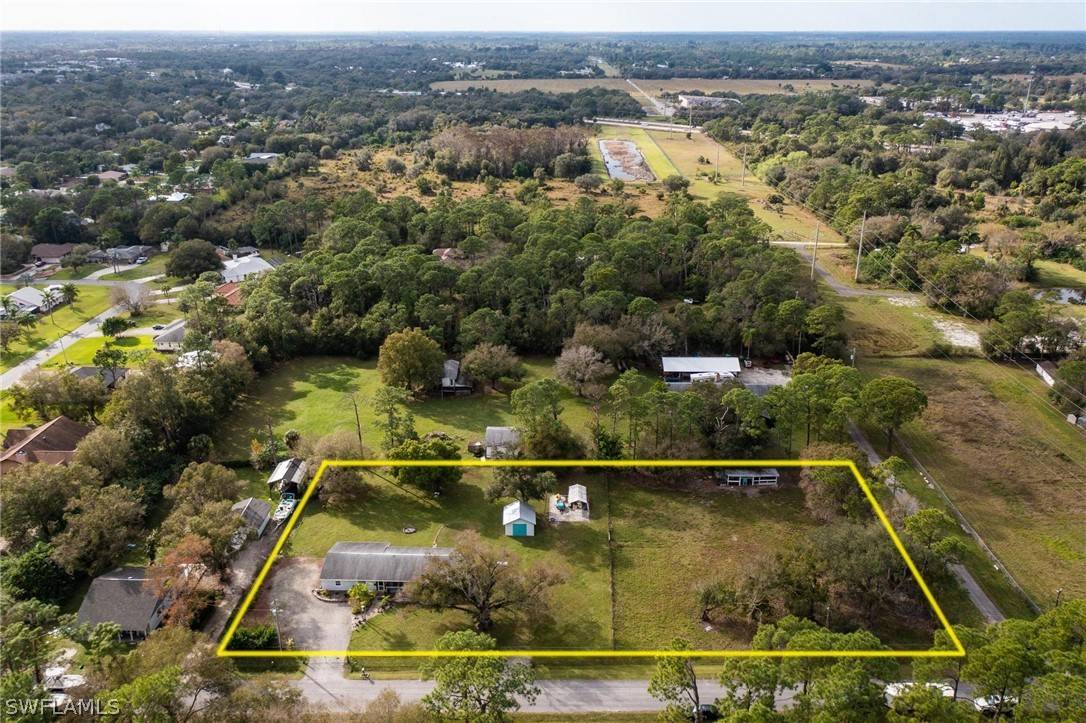 North Fort Myers, FL 33917,16841 Lloyd RD