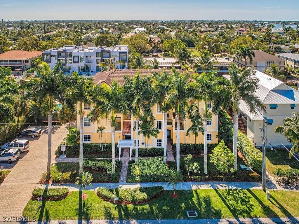 Naples, FL 34102,1540 Blue Point AVE #201