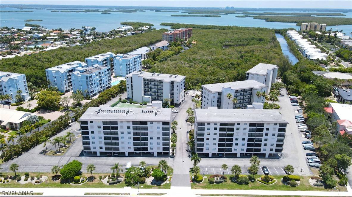 Fort Myers Beach, FL 33931,6891 Estero BLVD #331