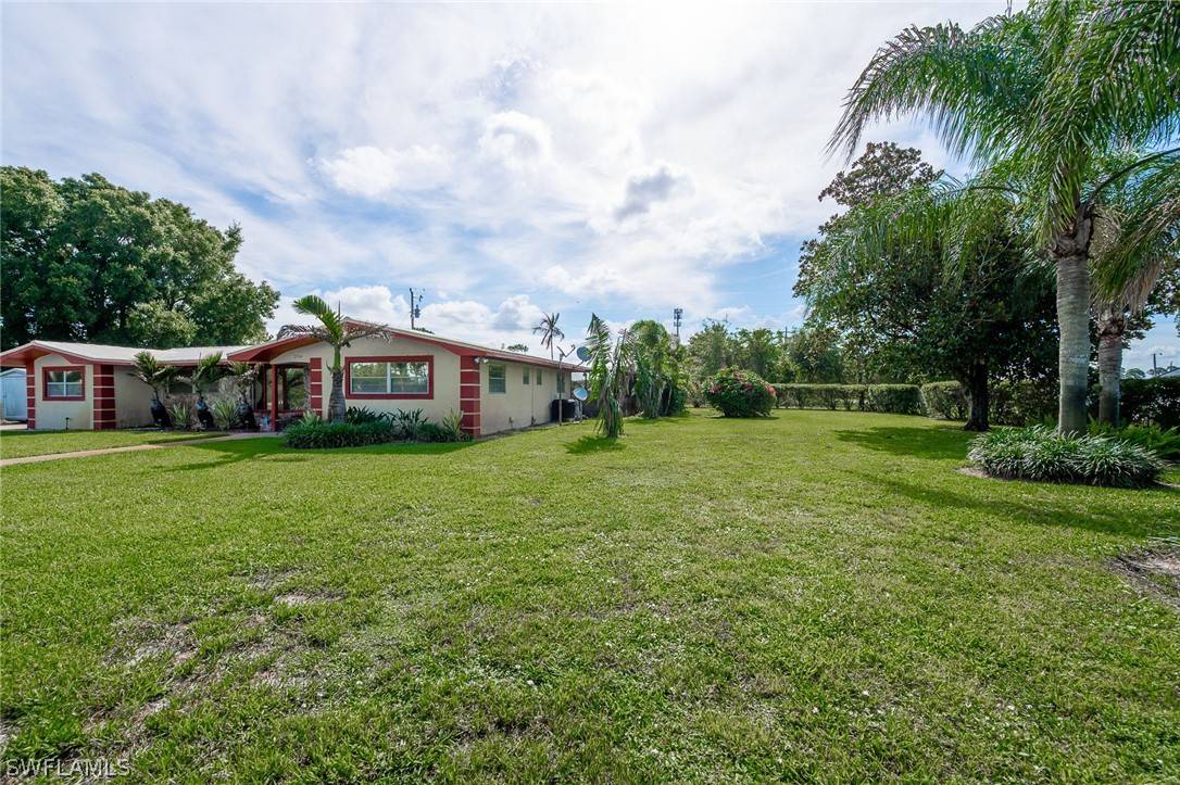 Immokalee, FL 34142,2704 State ST