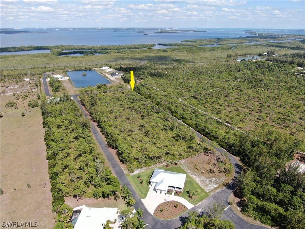 Other, FL 33956,3520 Eagle Lake DR