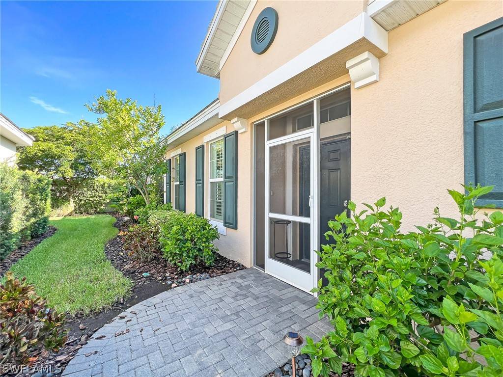 Cape Coral, FL 33991,2633 Vareo CT