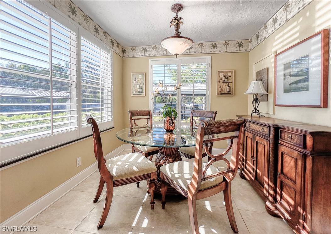 Naples, FL 34110,340 Horse Creek DR #108