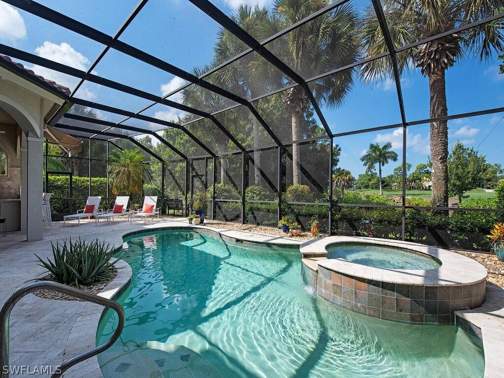 Naples, FL 34105,2614 L'Ermitage LN