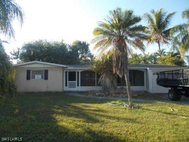 North Fort Myers, FL 33903,469 Stipe ST