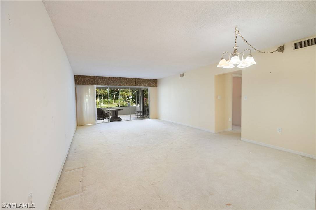 Naples, FL 34110,215 Cypress WAY E #C3