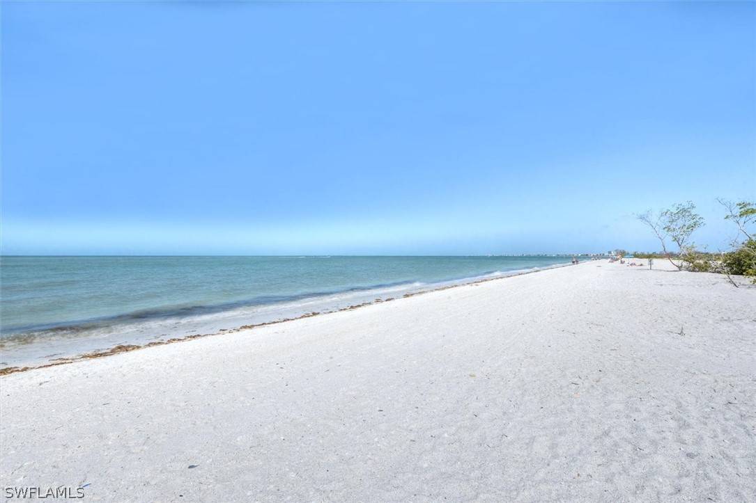 Marco Island, FL 34145,440 Seaview CT #111