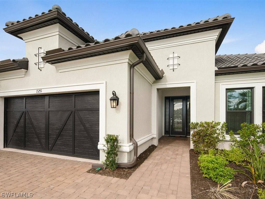 Naples, FL 34114,15251 Arpino CT