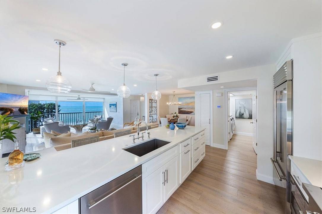 Naples, FL 34103,3483 Gulf Shore BLVD N #304