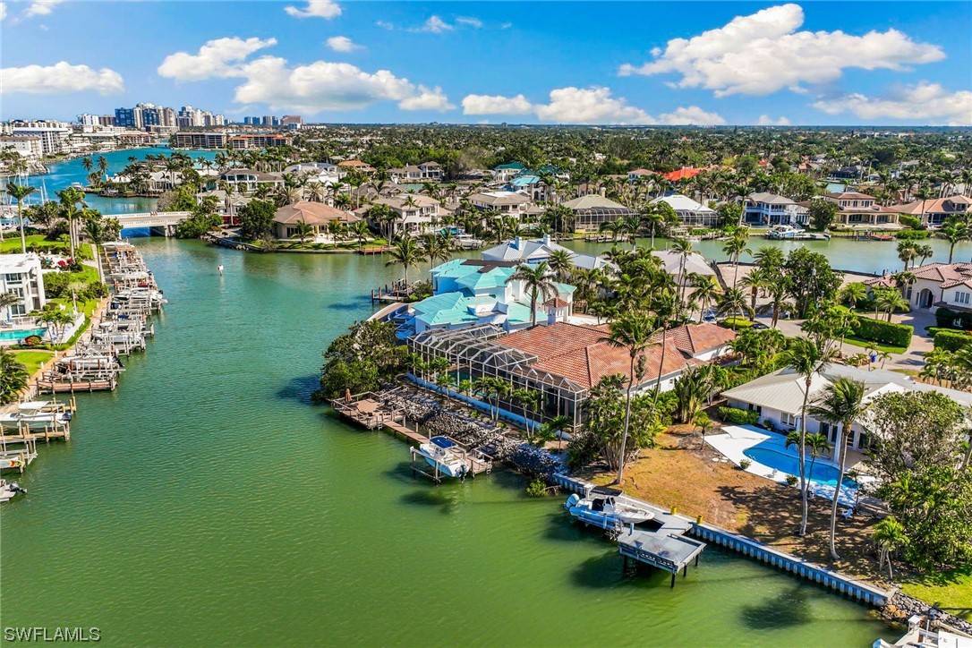 Naples, FL 34102-5053,216 SPRING LINE DR