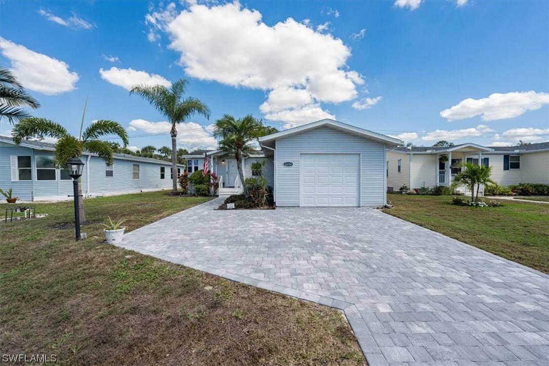 Bonita Springs, FL 34135,26204 Bonita Fairways CIR