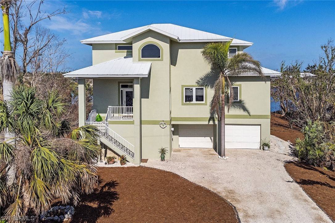 Sanibel, FL 33957,625 Sea Oats DR