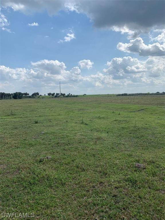 Moore Haven, FL 33471,1392 County Road 721 Loop RD