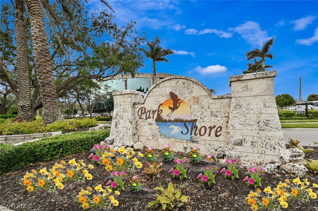 Naples, FL 34103,788 Park Shore DR #H10