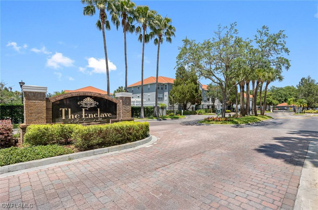 Tampa, FL 33647,18001 Richmond Place DR #731