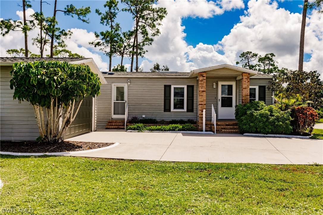 North Fort Myers, FL 33903,10700 Timber Pines CT