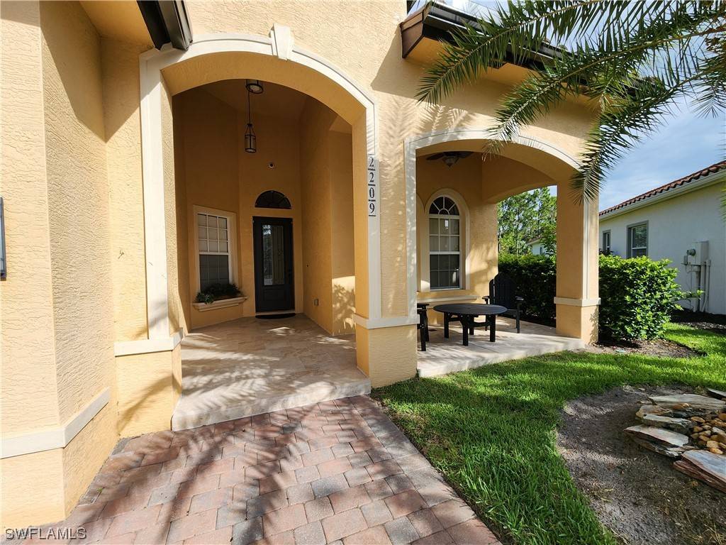 Naples, FL 34120,2209 Vardin PL