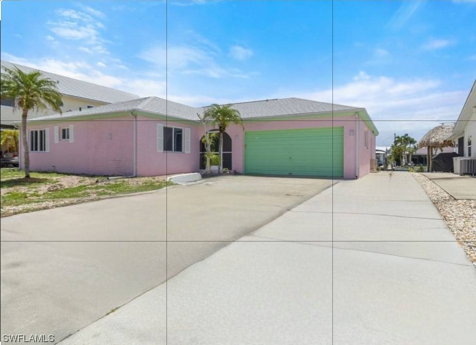 Matlacha, FL 33993,2733 Bruce ST