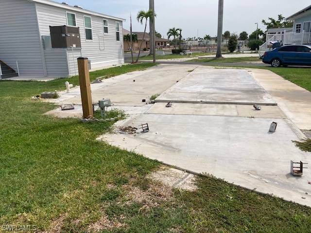 Fort Myers, FL 33908,19681 Summerlin Rd. E-62