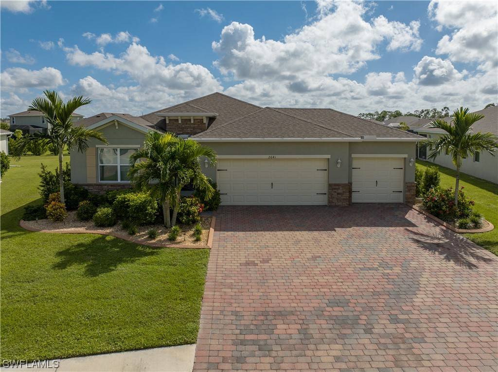 Cape Coral, FL 33909,2641 Corona LN