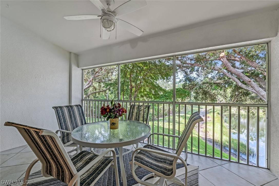 Naples, FL 34110,1005 Tarpon Cove DR #203