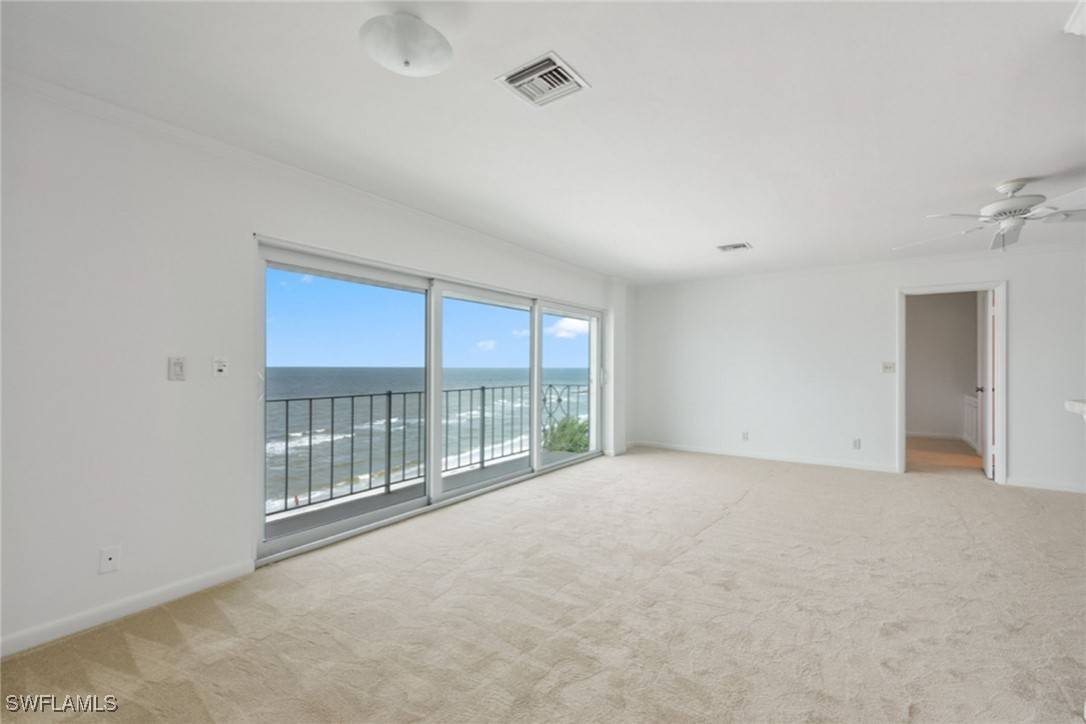 Naples, FL 34102,2011 Gulf Shore BLVD N #65-66