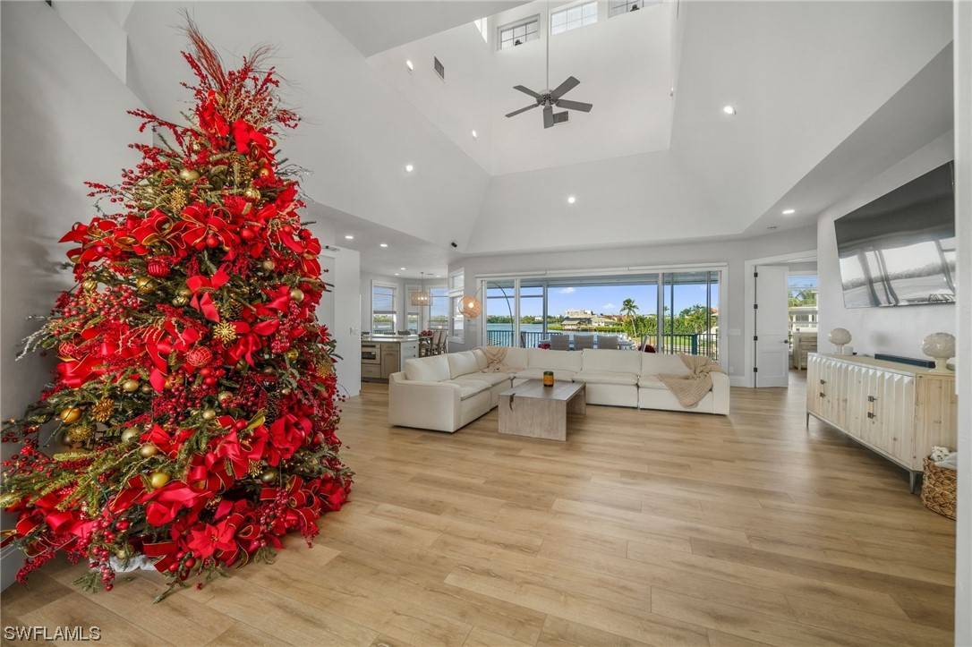 Bonita Springs, FL 34134,235 Dolphin Cove CT