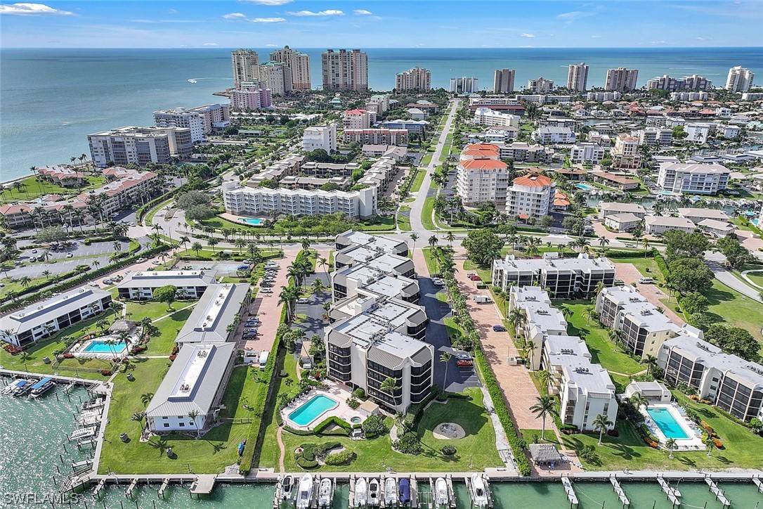 Marco Island, FL 34145,961 Collier CT #309