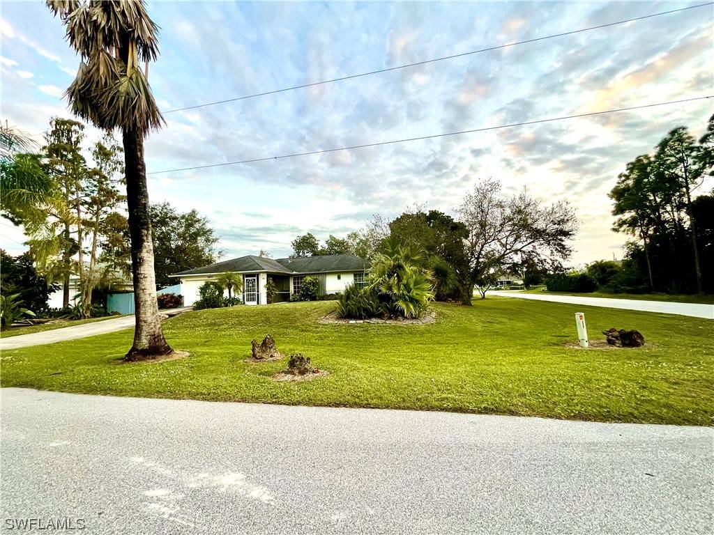 Lehigh Acres, FL 33971,5553 Beck ST