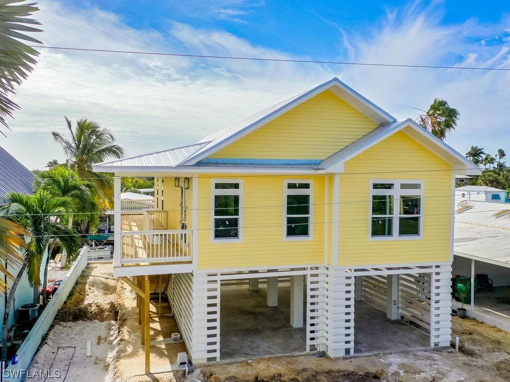 Goodland, FL 34140,542 Coconut AVE