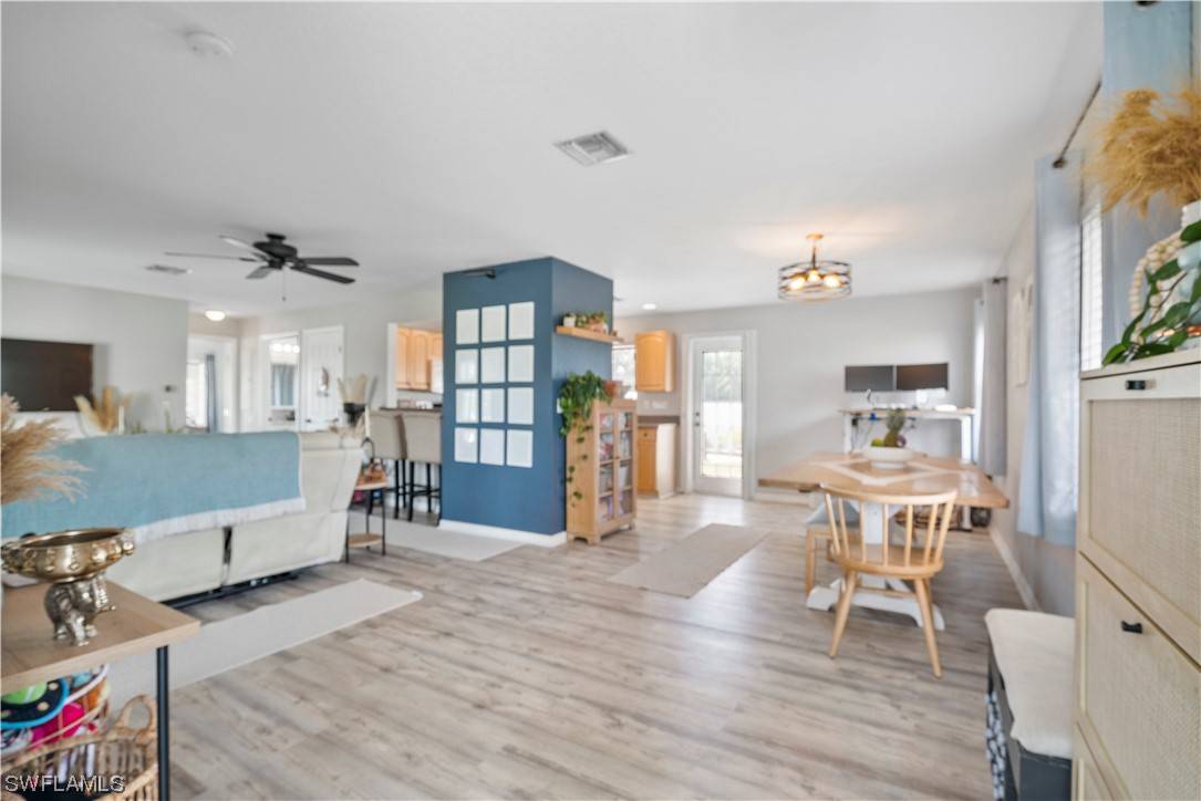 Port Charlotte, FL 33952,126 Palmetto CIR NE