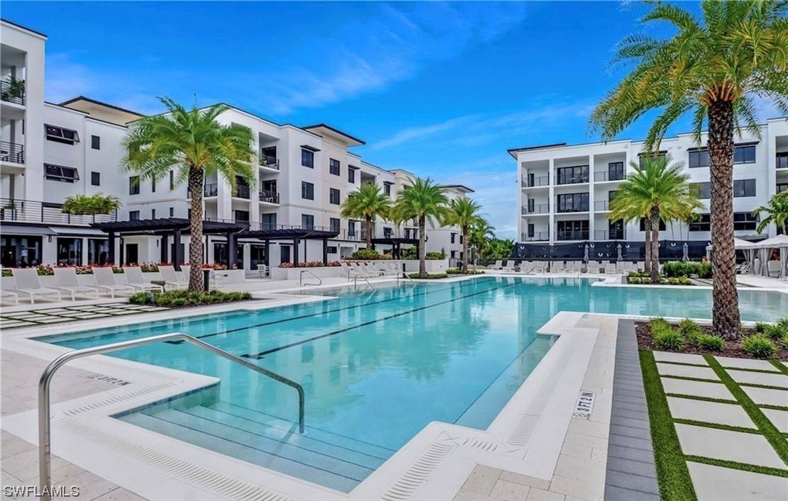 Naples, FL 34102,1125 Central AVE #267